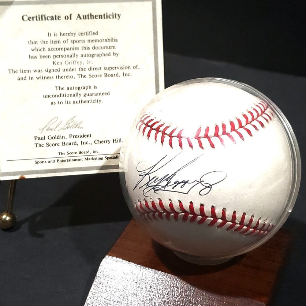 Ken Griffey Jr Autographed Signed Baseball w/ Case Display Stand COA Score Board